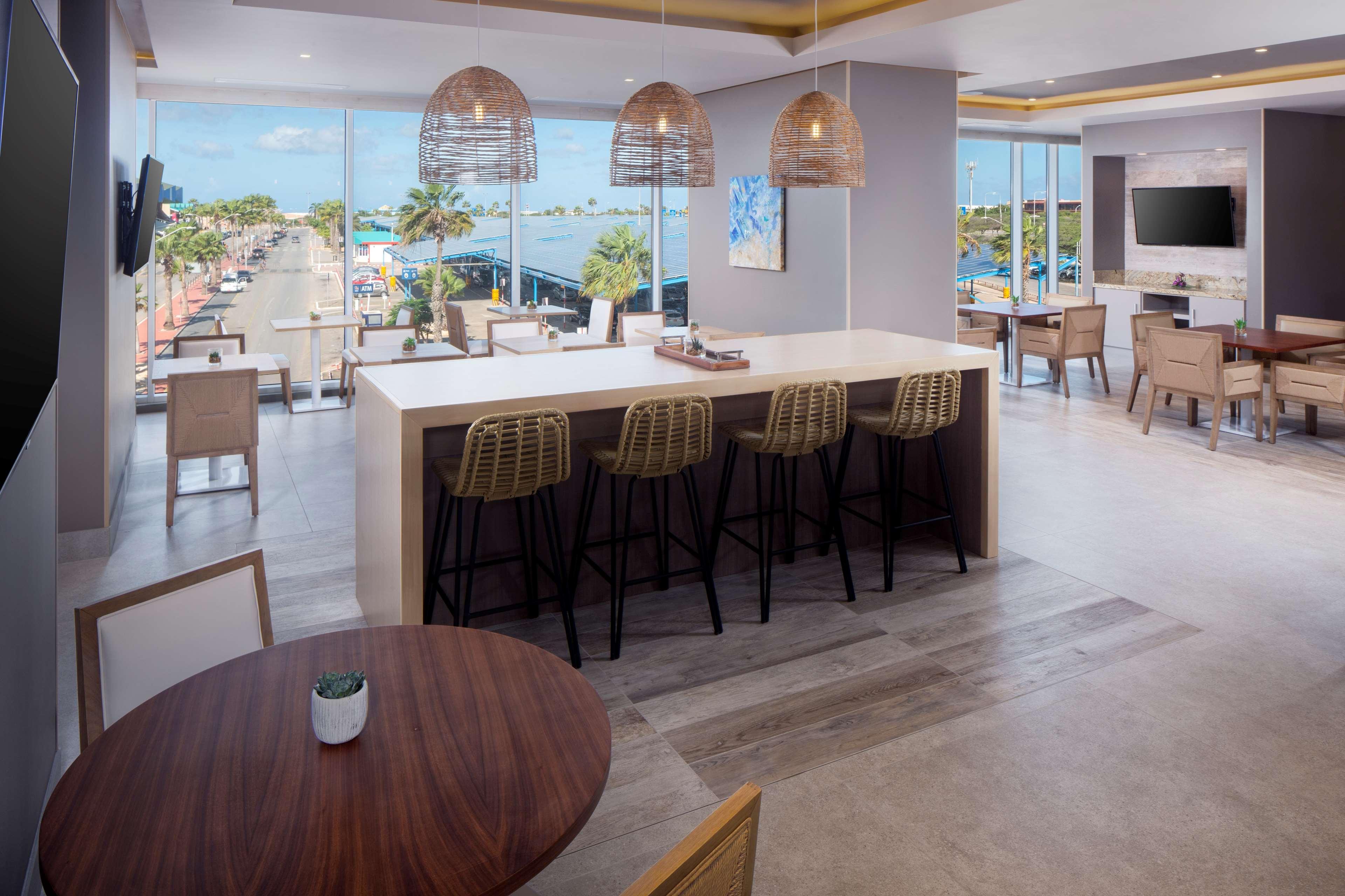 Hyatt Place Aruba Airport Oranjestad Exterior foto
